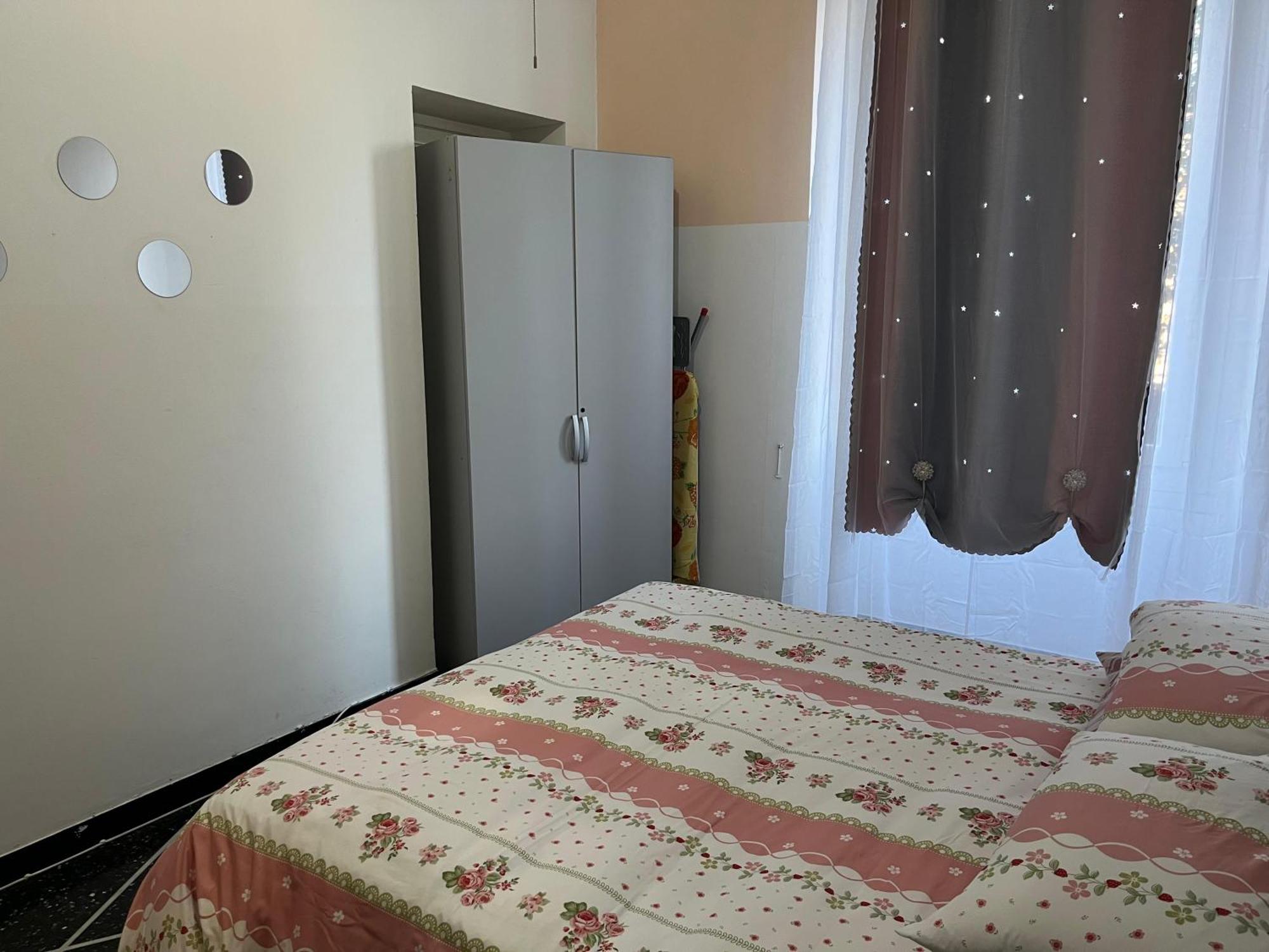 Appartamento Invrea Генуа Екстериор снимка